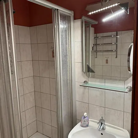 Lejlighed Sonnen-domizil Fuer 5pers Nur 5 Minuten Von Der Kristalltherme Entfernt
